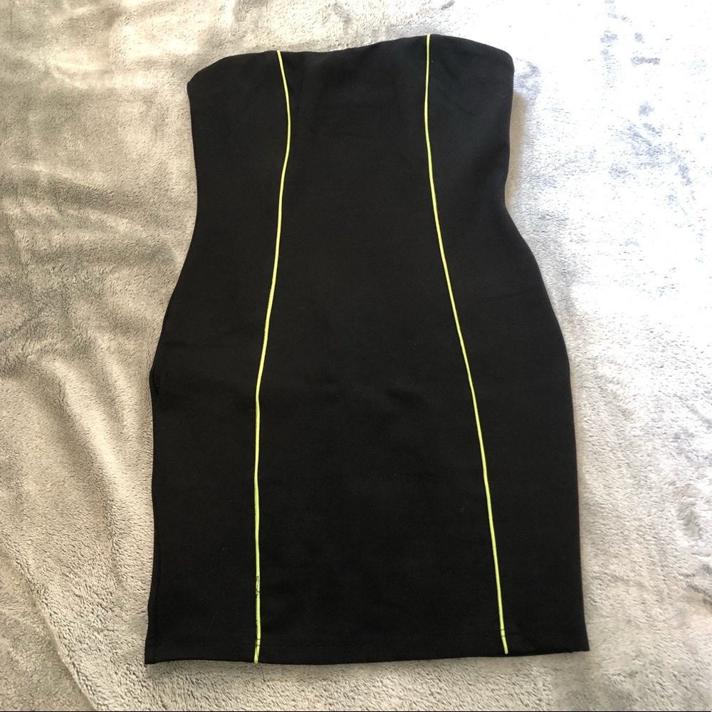 Neon Piping Strapless Dress